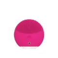FOREO LUNA™ mini 3 Smart Facial Cleansing Massager Fuchsia – Image 2
