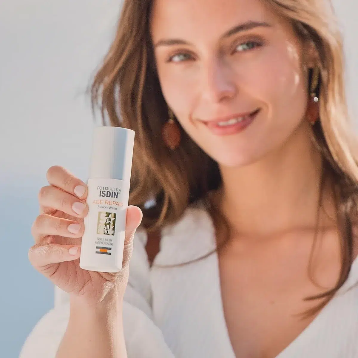 ISDIN FotoUltra Age Repair Fusion Water SPF50 50ml (1.69floz) – Image 4