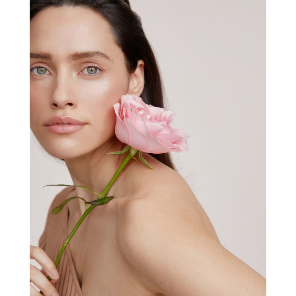 Nivea Rose & Almond Milk Shower Cream 750ml – Image 3